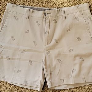 36W Amazon Essentials Grey Printed Shorts Slim